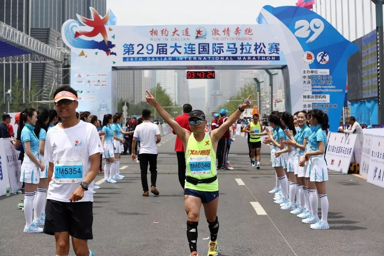 马拉松轮椅_大连马拉松2022_大连轮椅马拉松
